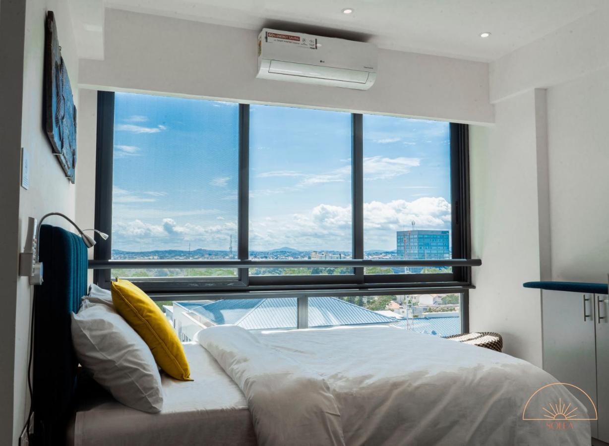 Solea 1 Bedroom Apartment - Central, Comfortable, Cozy, Balcony, Pool, Gym Аккра Екстер'єр фото