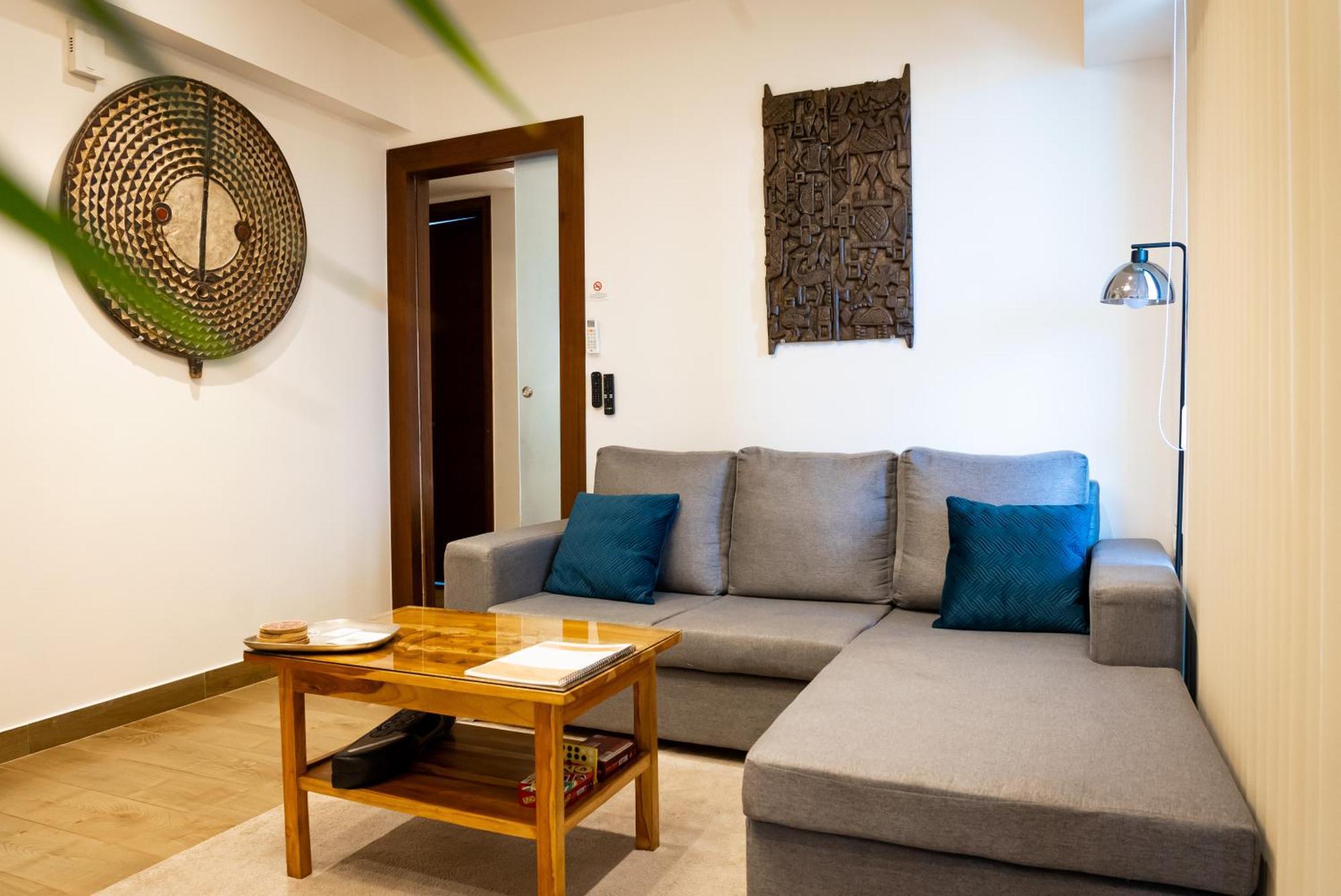 Solea 1 Bedroom Apartment - Central, Comfortable, Cozy, Balcony, Pool, Gym Аккра Екстер'єр фото