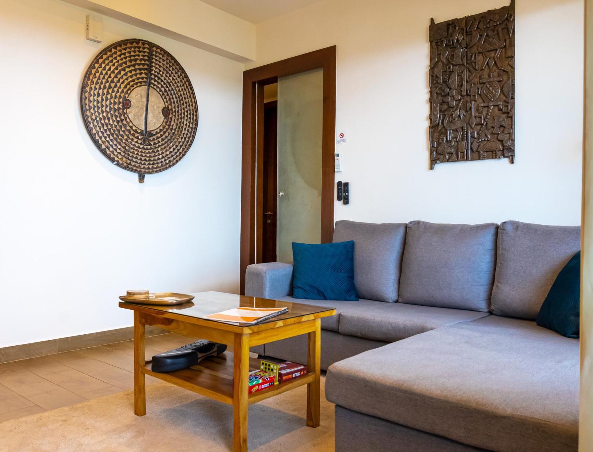 Solea 1 Bedroom Apartment - Central, Comfortable, Cozy, Balcony, Pool, Gym Аккра Екстер'єр фото